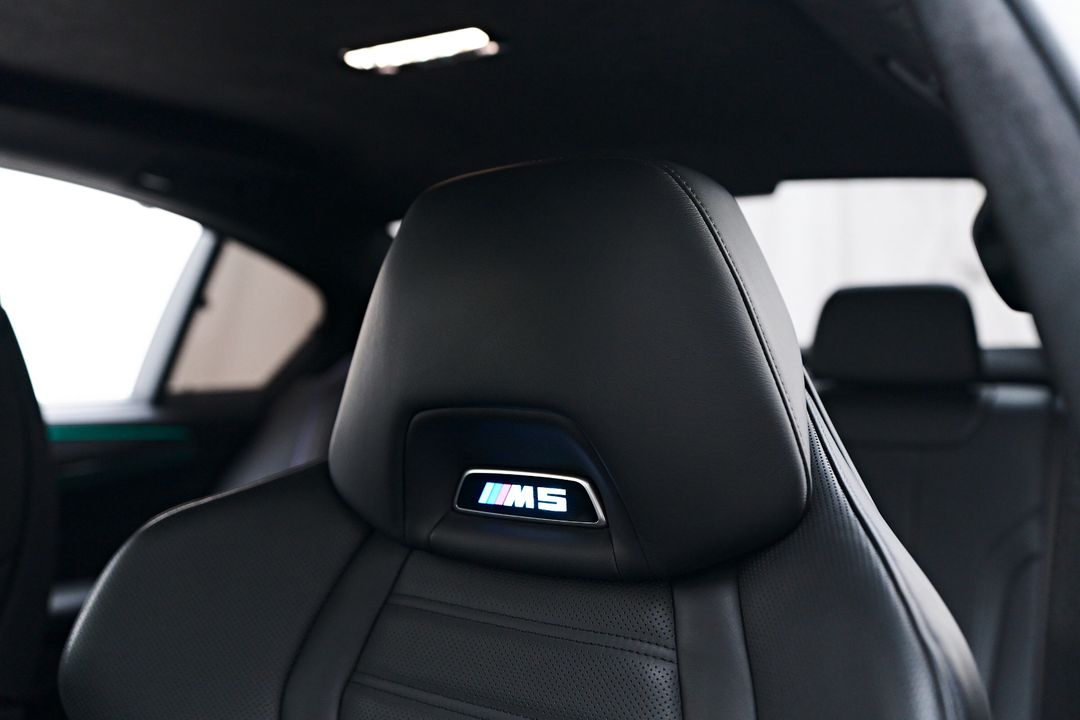 2022 BMW M5