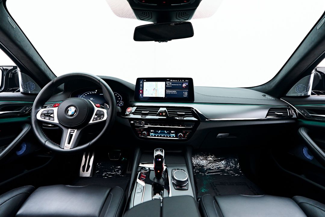 2022 BMW M5