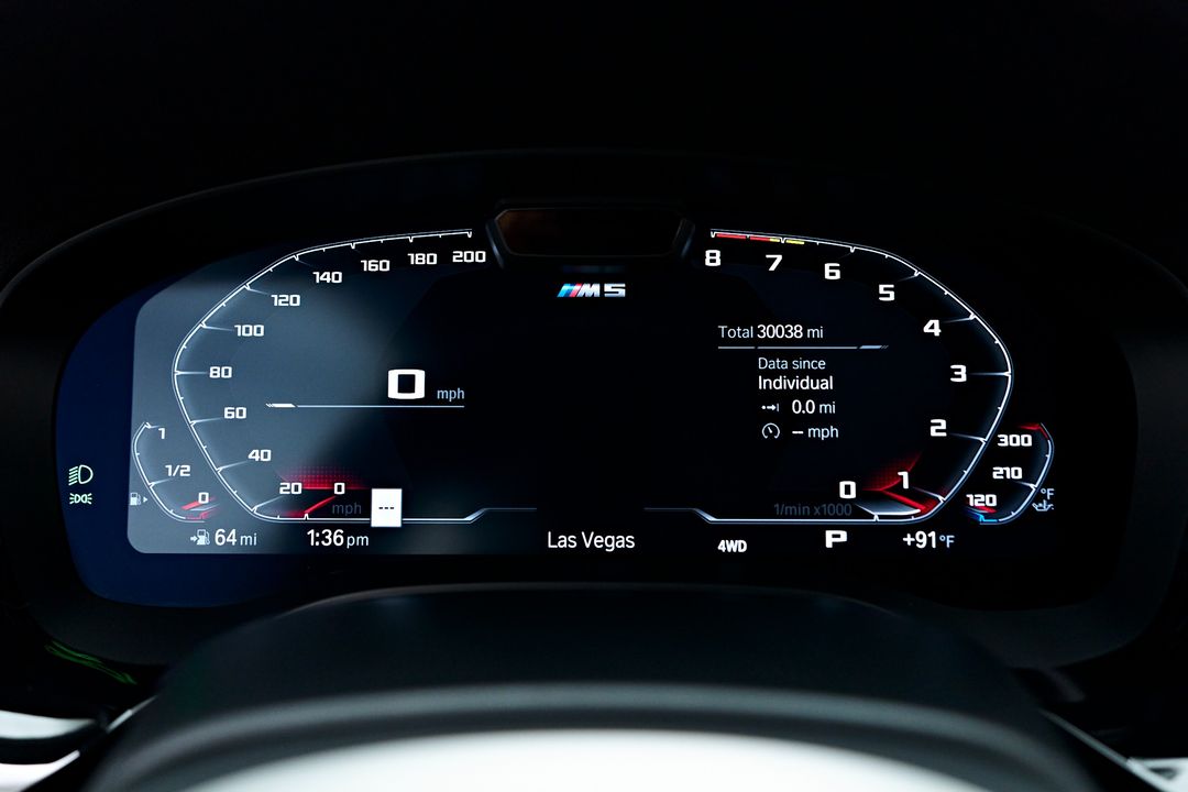 2022 BMW M5