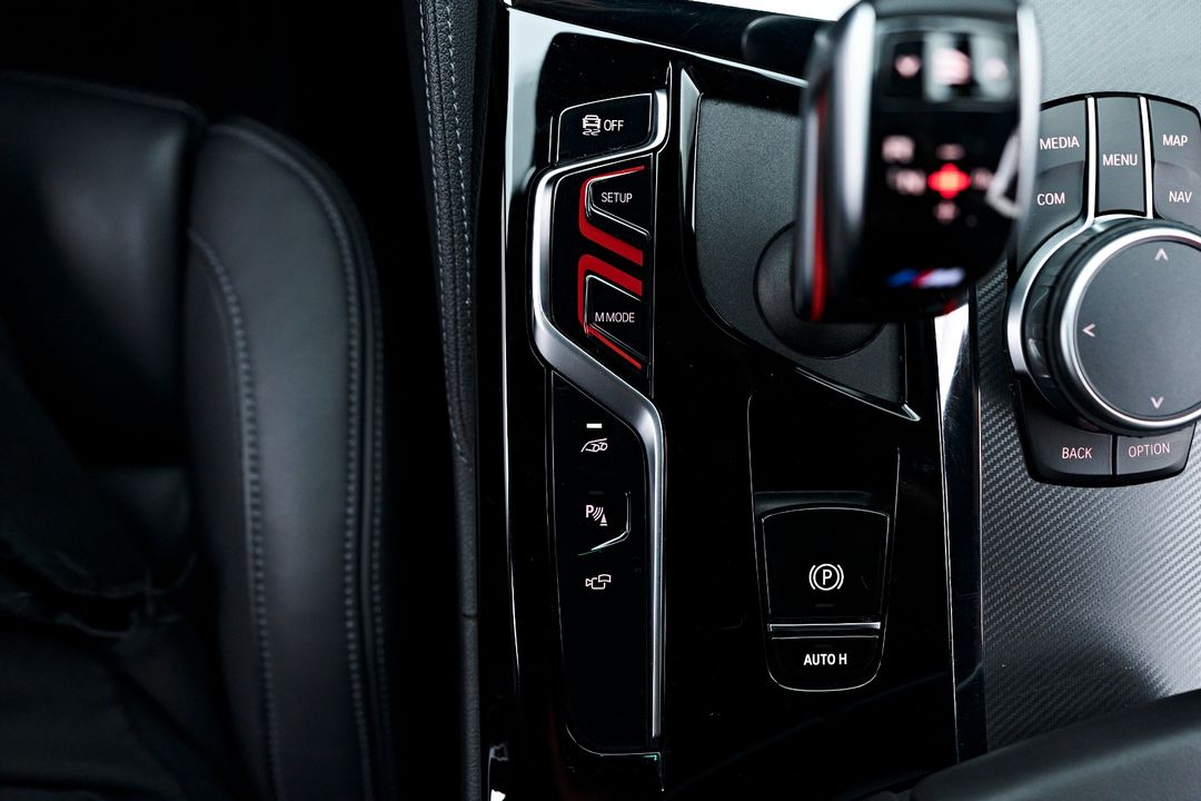 2022 BMW M5