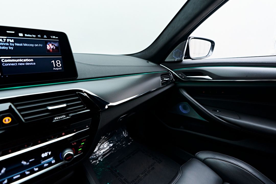 2022 BMW M5