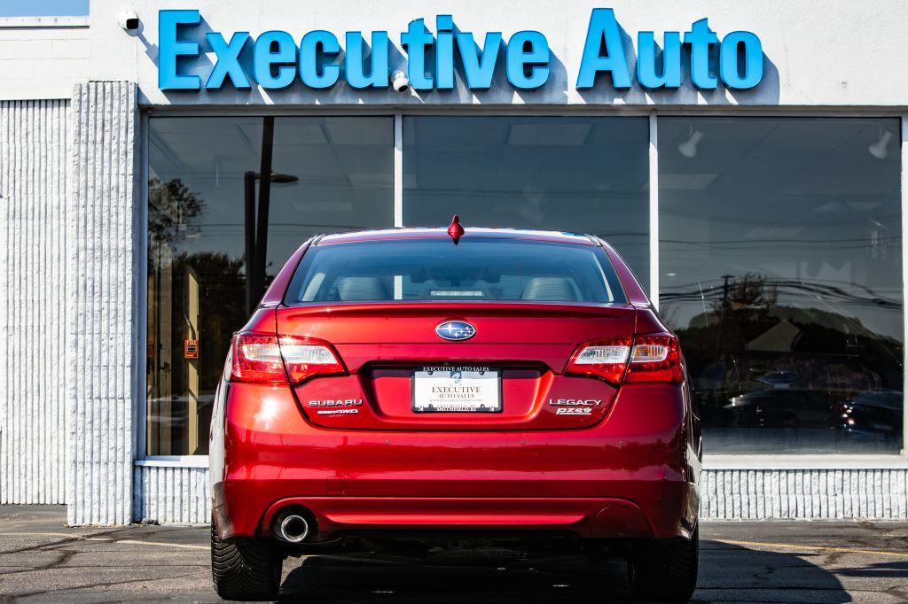 2017 SUBARU LEGACY