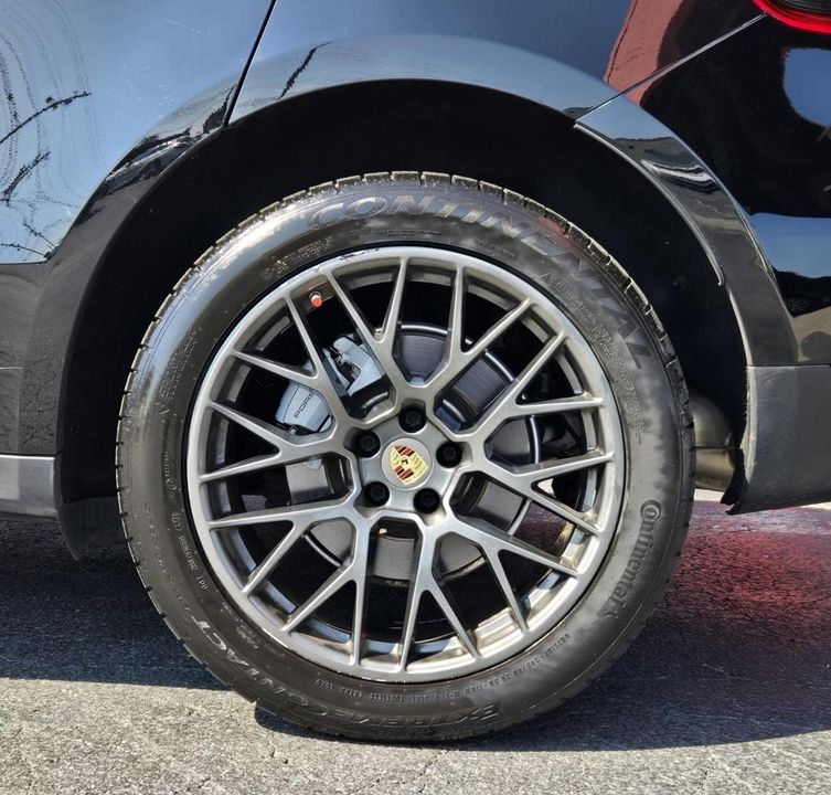 2018 Porsche Macan