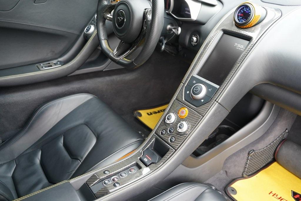 2015 McLaren 650S