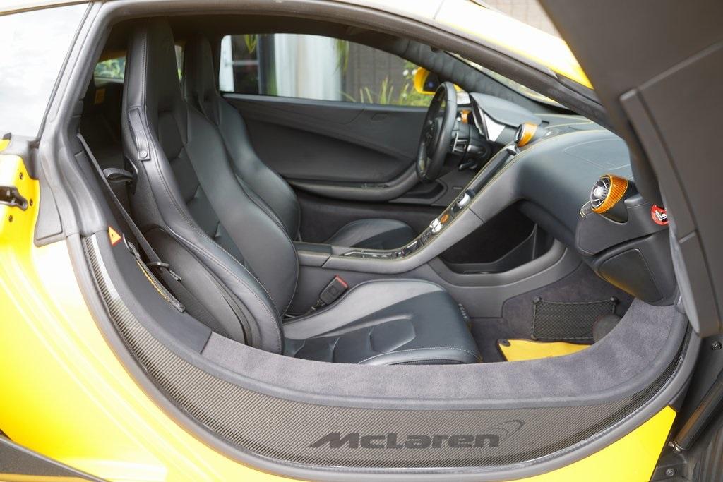 2015 McLaren 650S