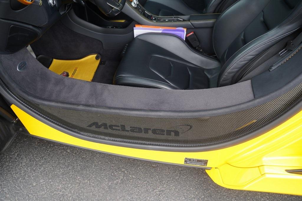 2015 McLaren 650S