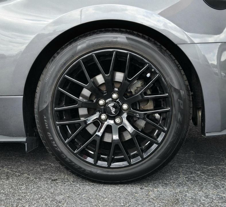 2021 Ford Mustang