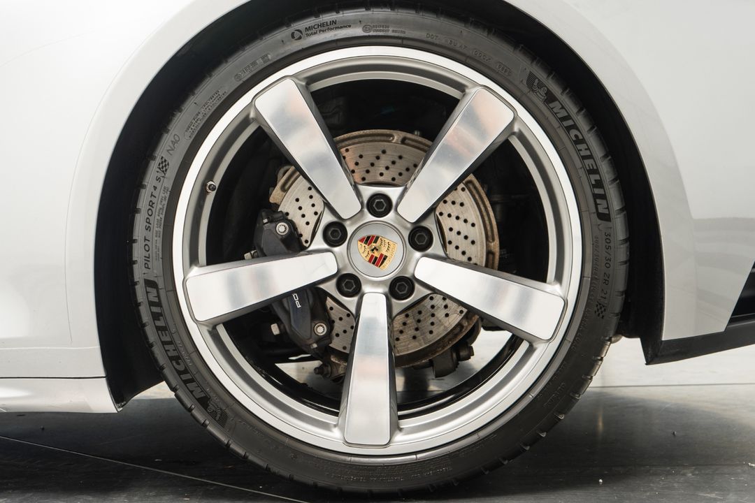 2023 Porsche 911