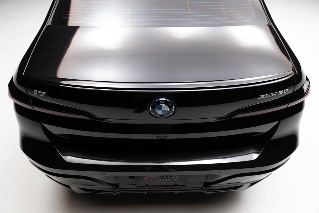 2025 BMW i7