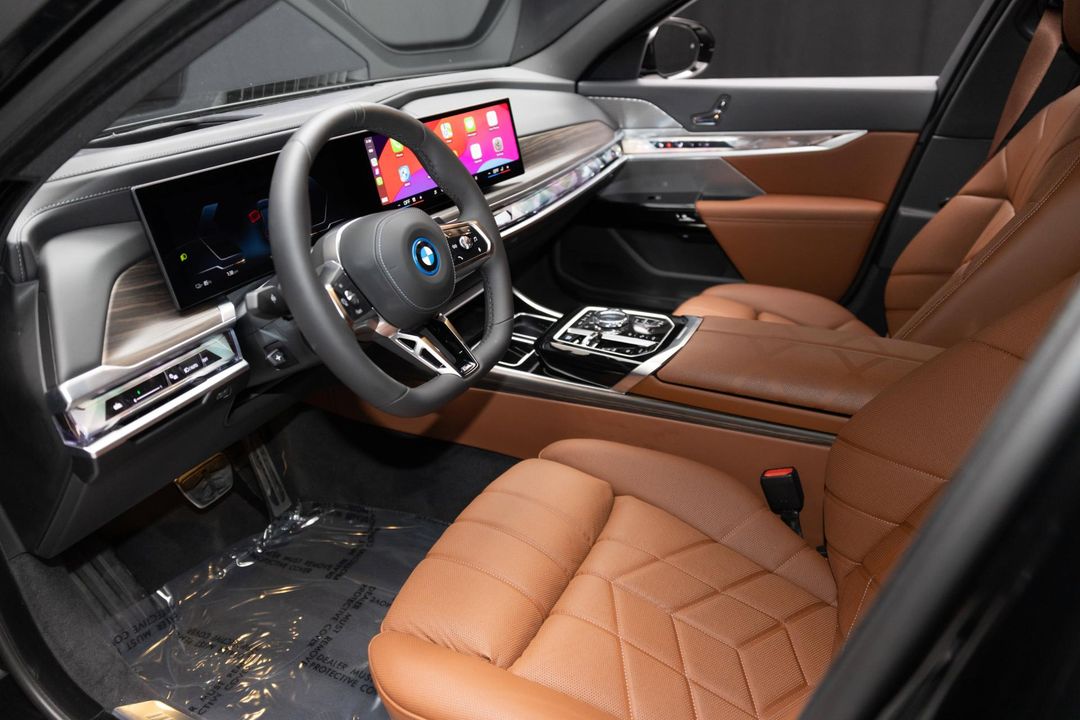 2025 BMW i7