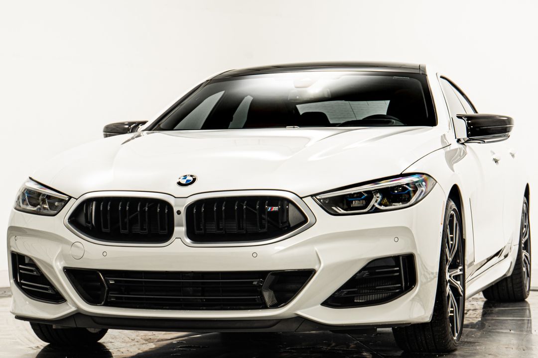 2025 BMW M850i
