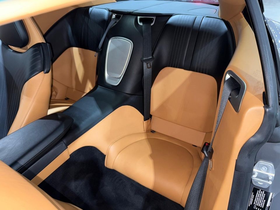 2018 Aston Martin DB11