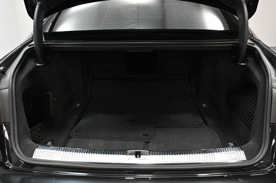 2019 Audi A8