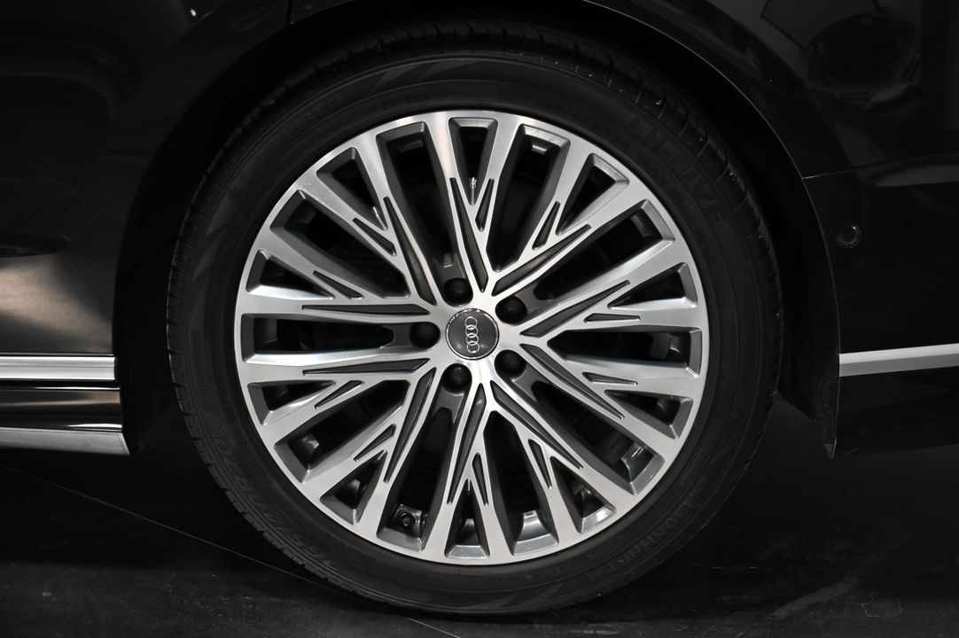2019 Audi A8
