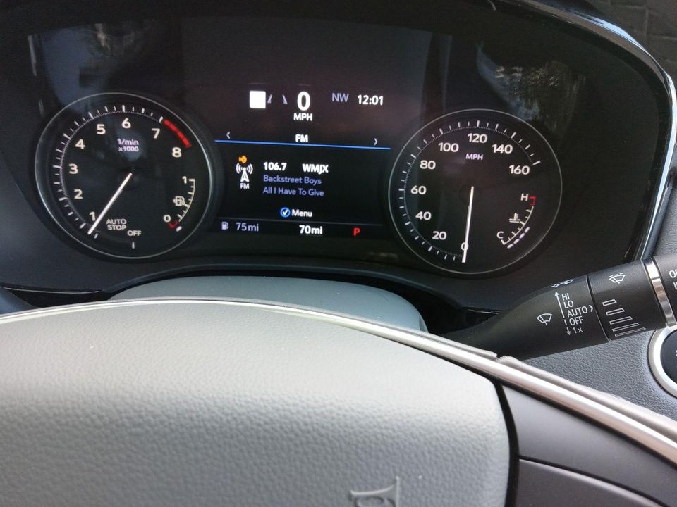 2025 Cadillac XT5