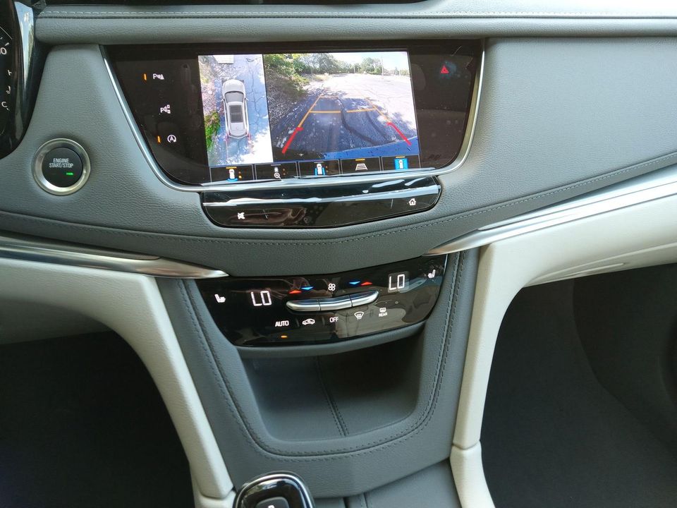 2025 Cadillac XT5