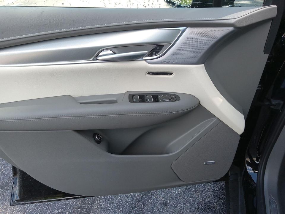 2025 Cadillac XT5
