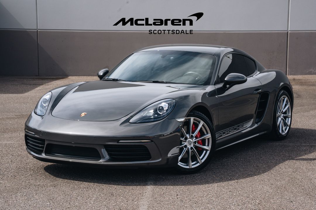 2019 PORSCHE 718