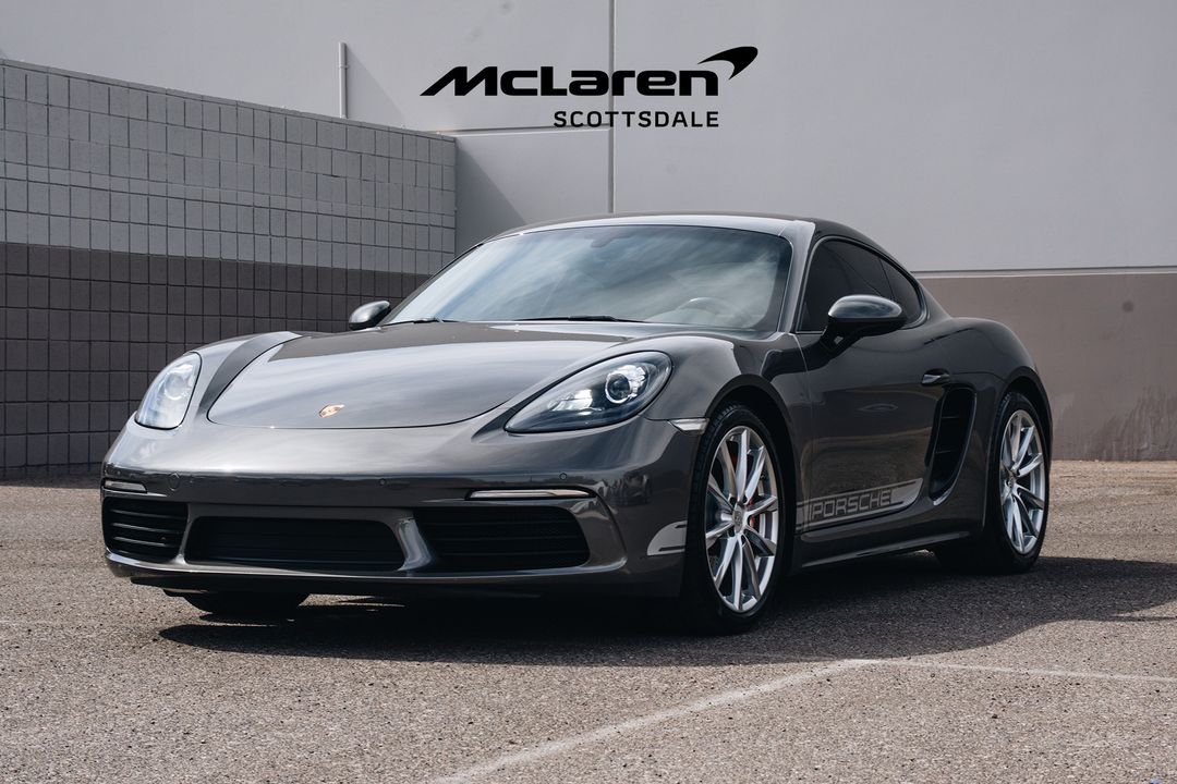 2019 PORSCHE 718