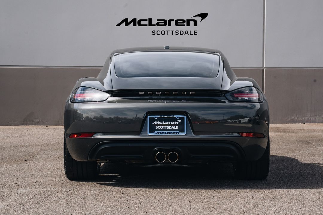 2019 PORSCHE 718