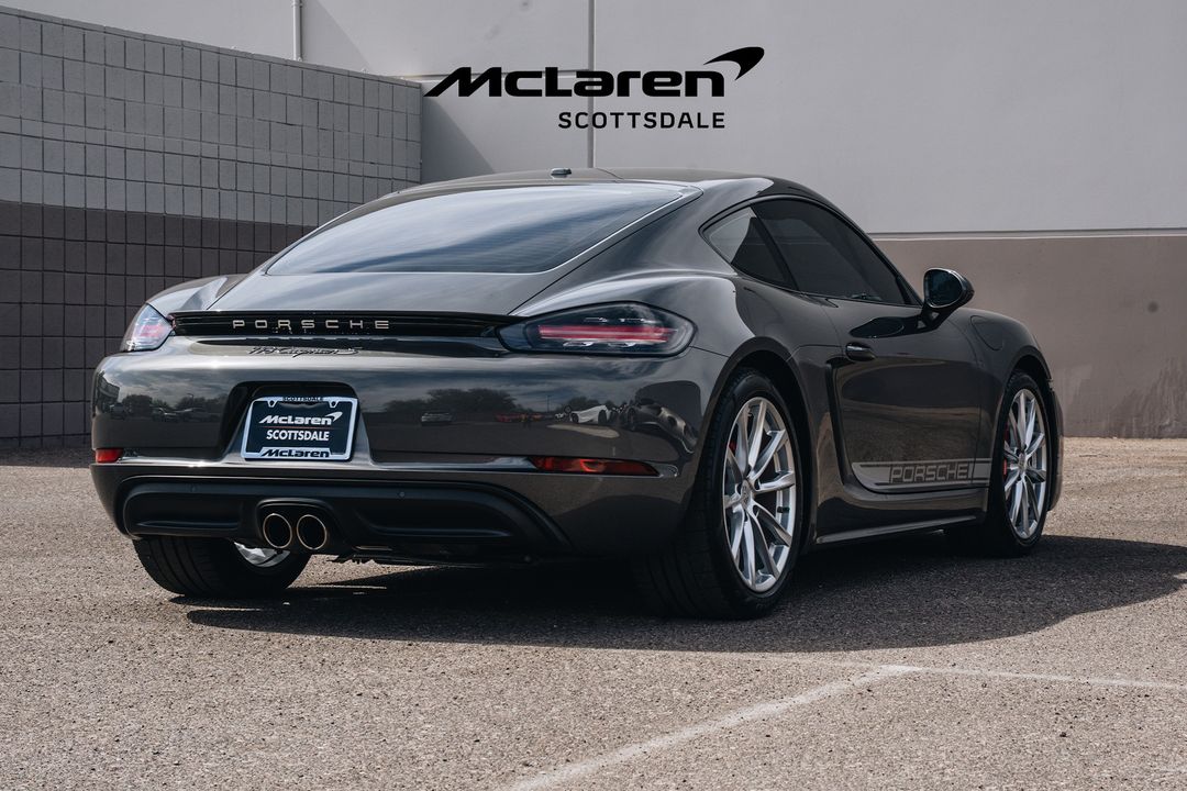 2019 PORSCHE 718