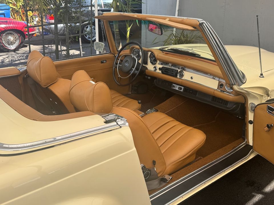 1971 Mercedes-Benz 280SL