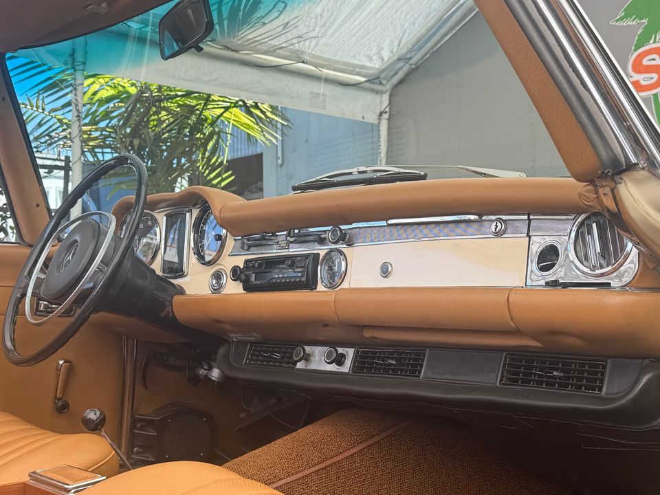 1971 Mercedes-Benz 280SL