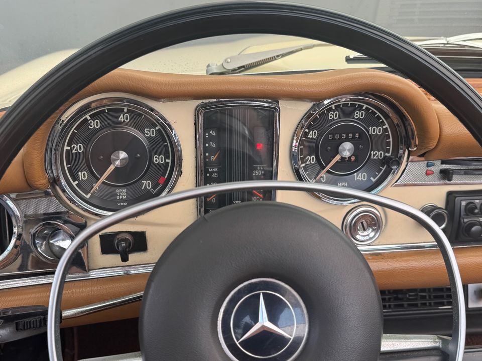 1971 Mercedes-Benz 280SL