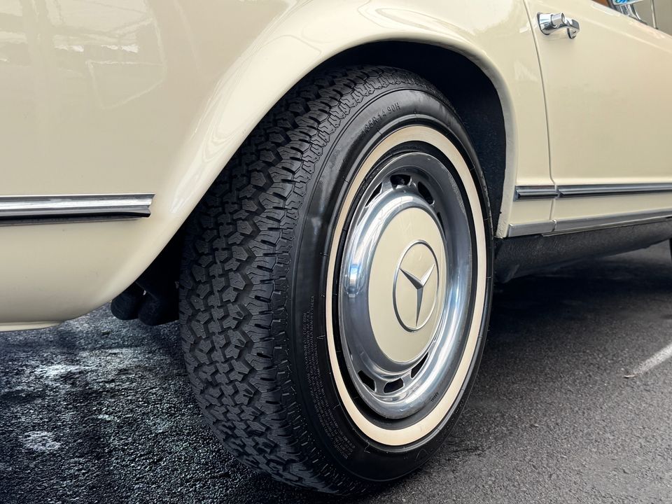 1971 Mercedes-Benz 280SL