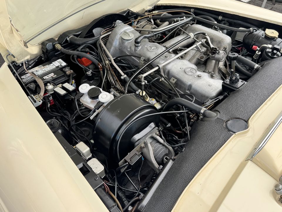 1971 Mercedes-Benz 280SL