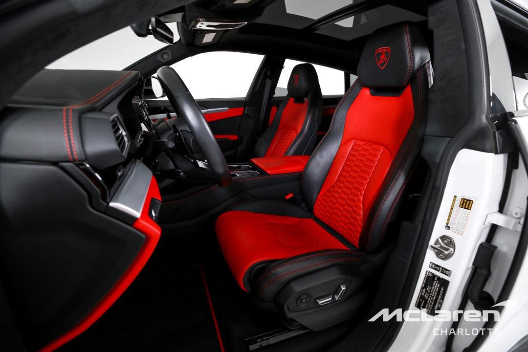 2022 Lamborghini Urus