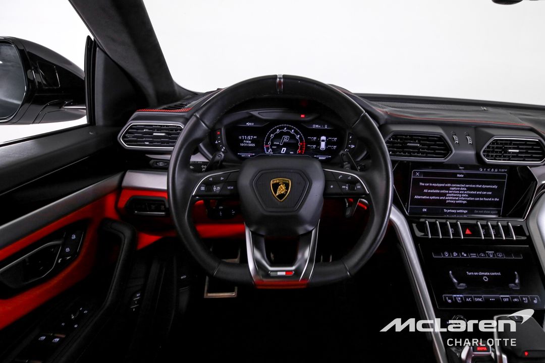 2022 Lamborghini Urus