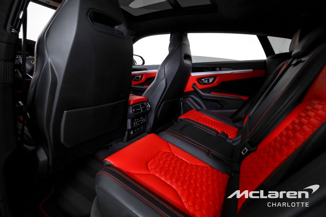 2022 Lamborghini Urus