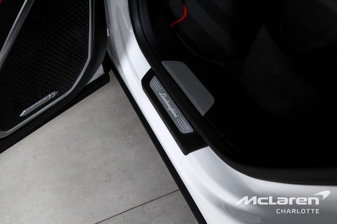 2022 Lamborghini Urus