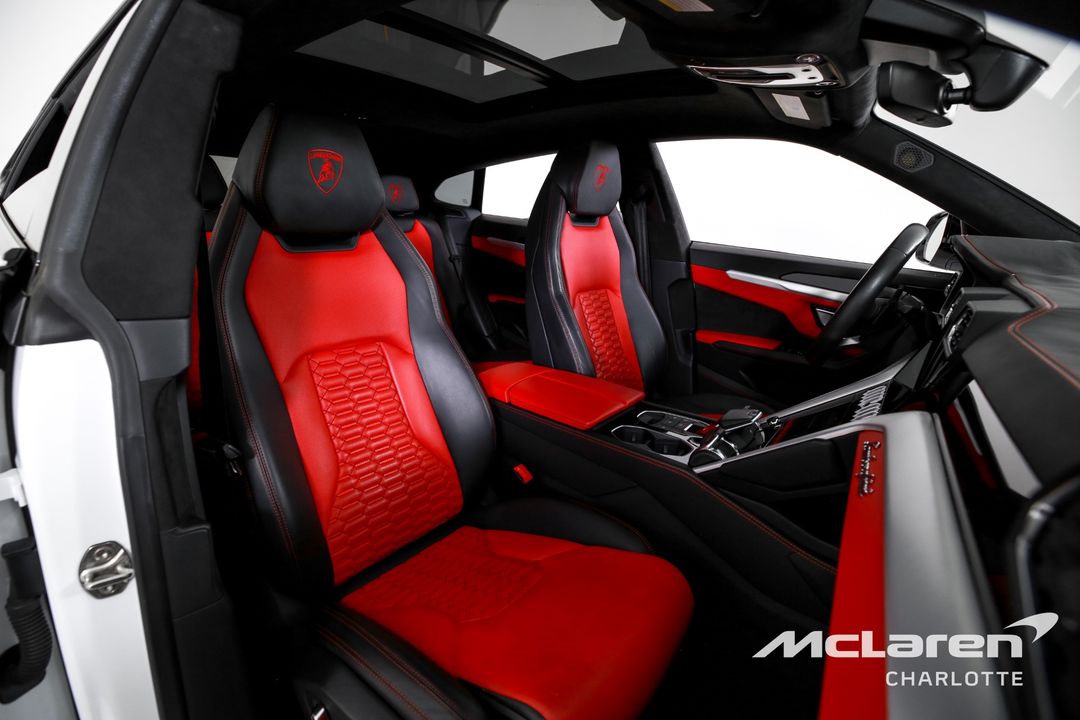 2022 Lamborghini Urus