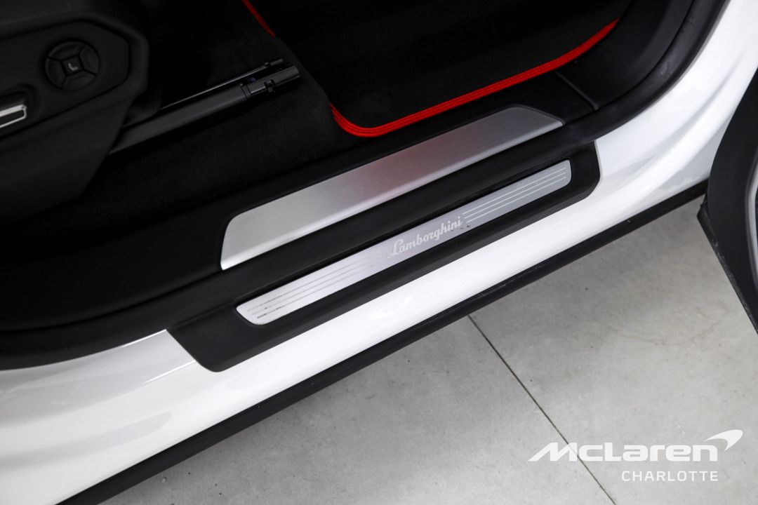 2022 Lamborghini Urus