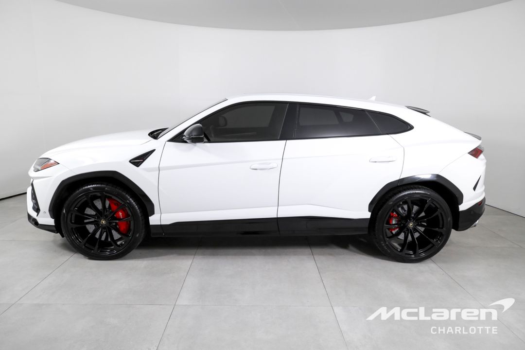 2022 Lamborghini Urus