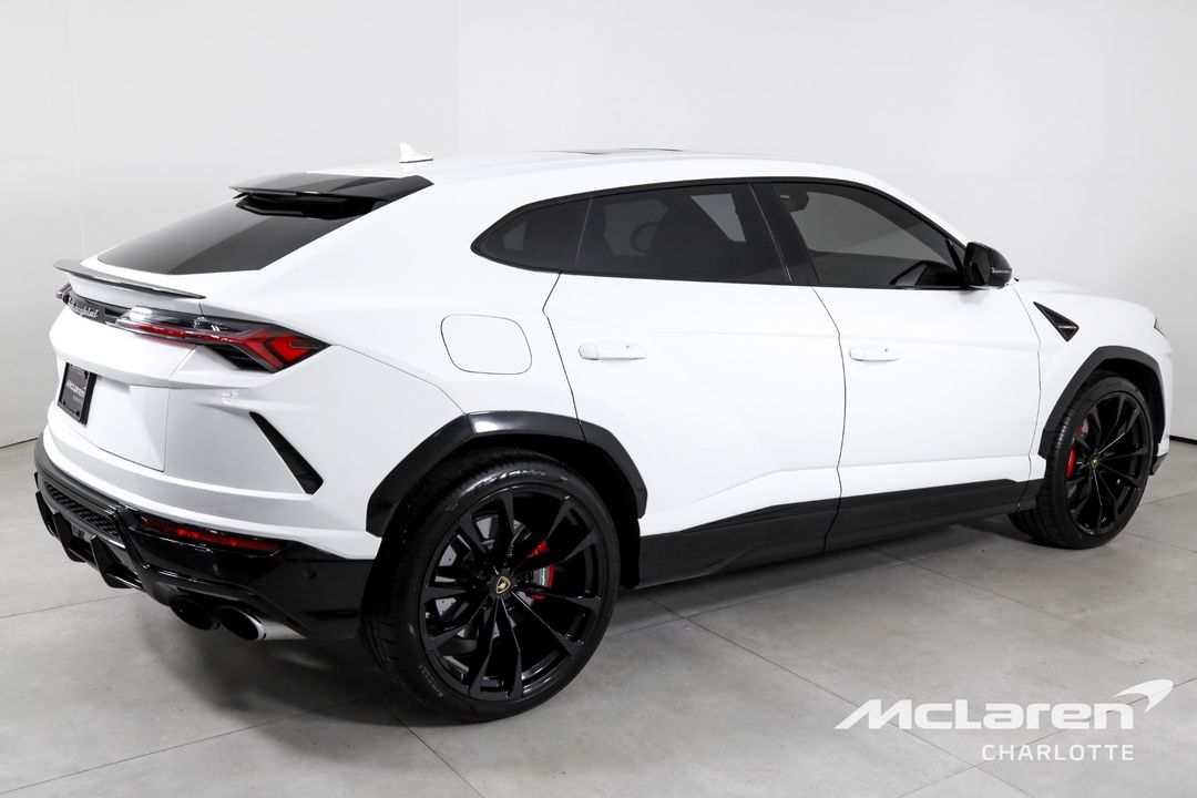 2022 Lamborghini Urus