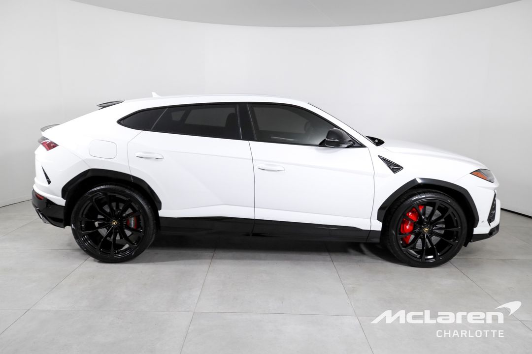 2022 Lamborghini Urus