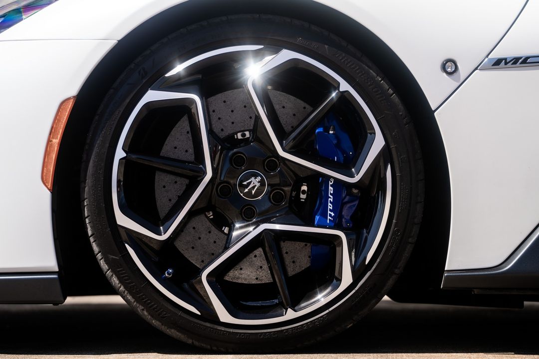 2022 Maserati MC20