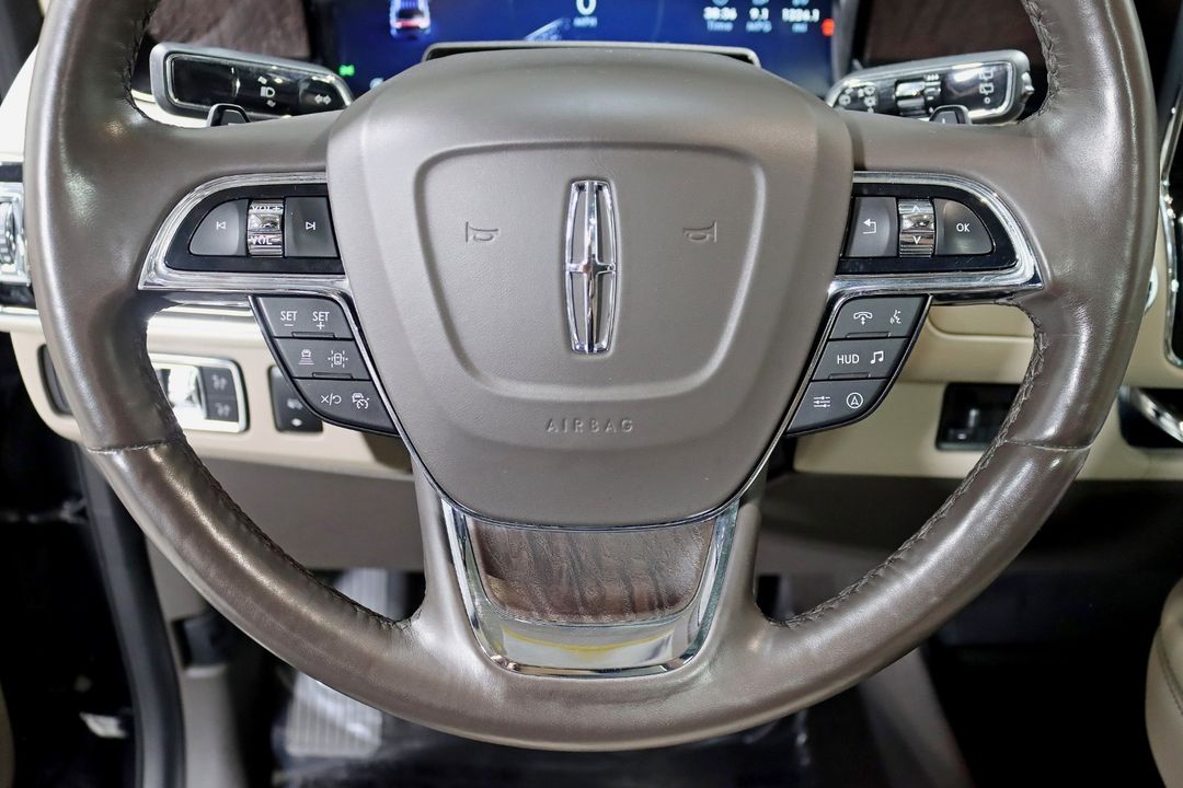 2022 Lincoln Navigator L