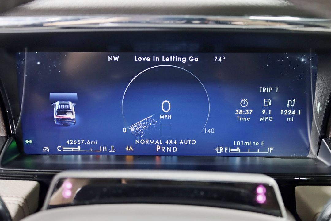 2022 Lincoln Navigator L