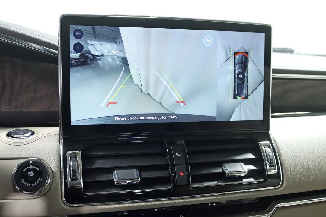 2022 Lincoln Navigator L
