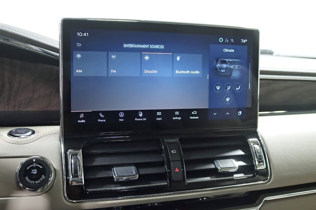 2022 Lincoln Navigator L