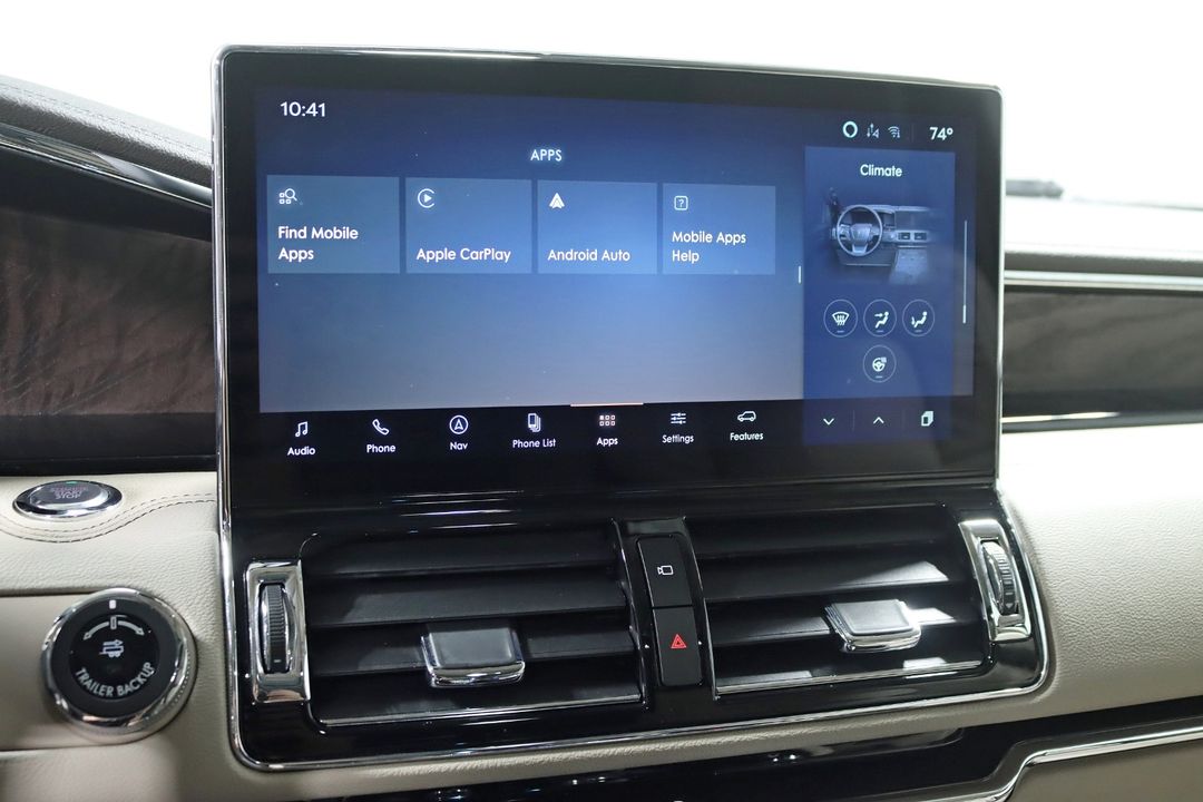 2022 Lincoln Navigator L
