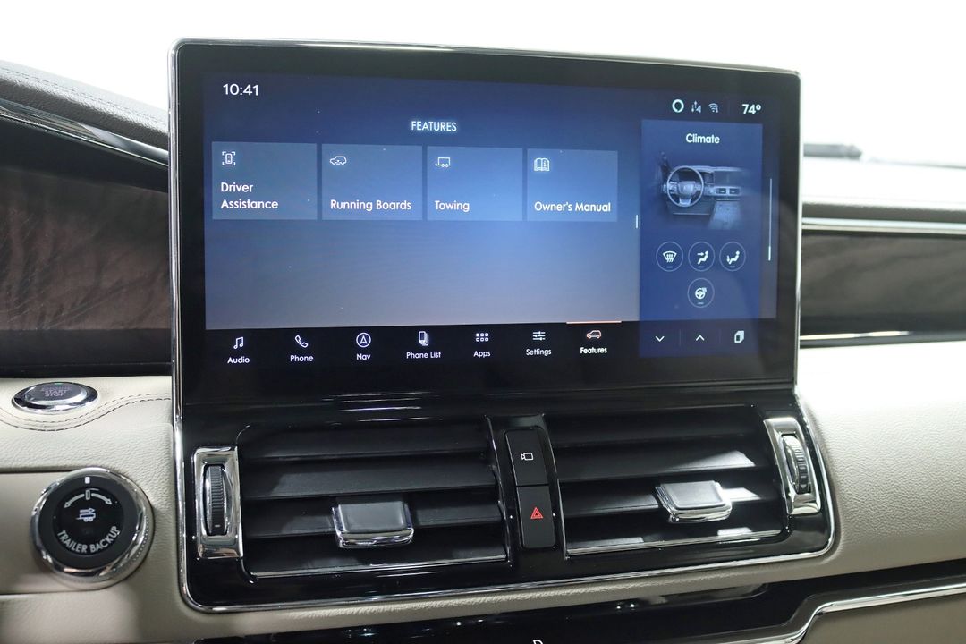 2022 Lincoln Navigator L