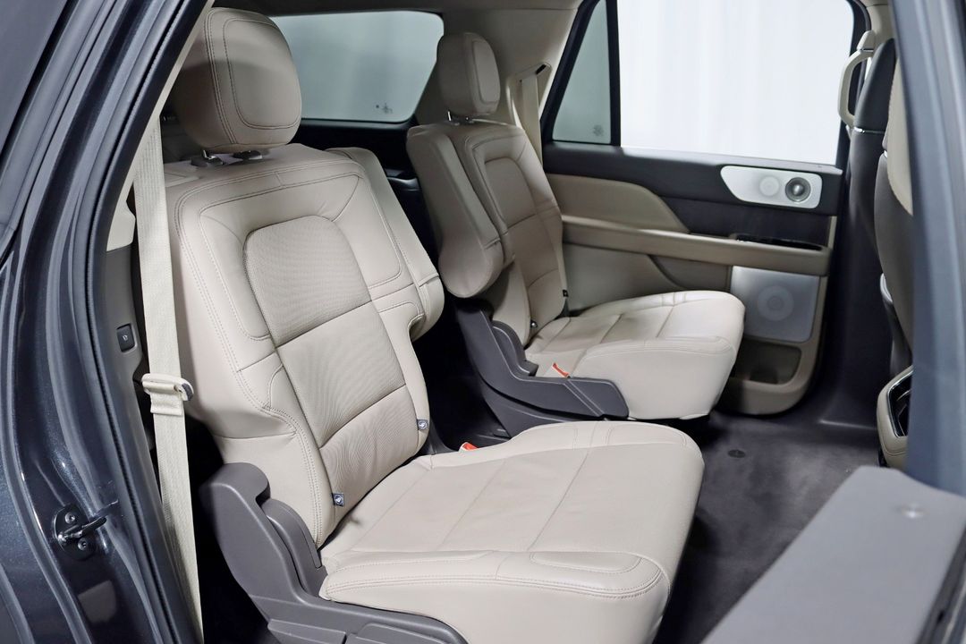 2022 Lincoln Navigator L
