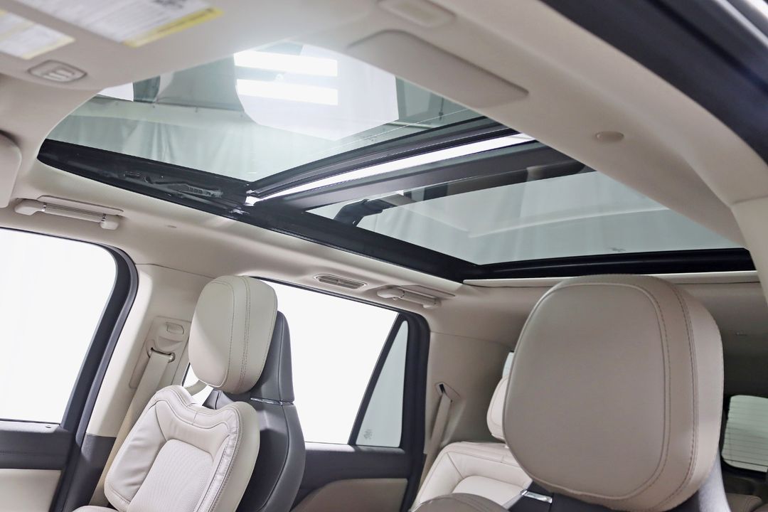2022 Lincoln Navigator L