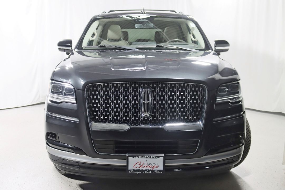 2022 Lincoln Navigator L