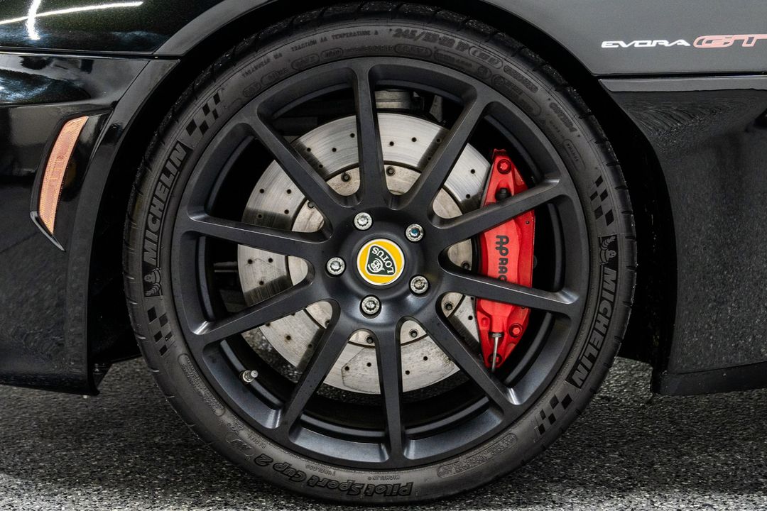 2020 Lotus Evora